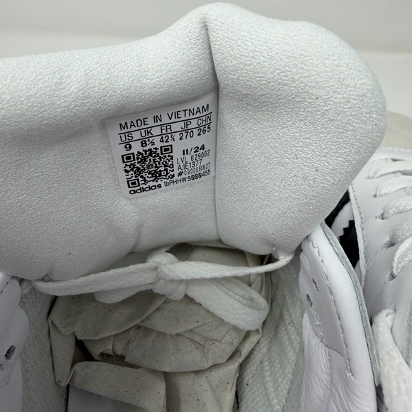 Adidas Samba XLG in White/Black/Gum - 9M/10W - Picture 4 of 6